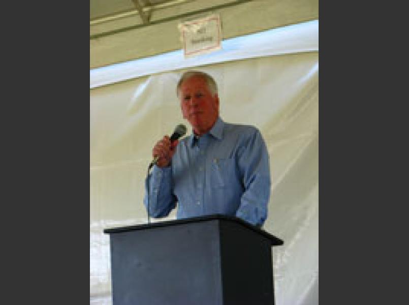 Congressman Mike Thompson at 2007 awards ceremony